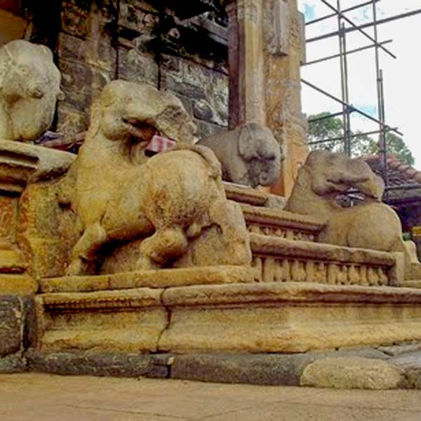Three Temples Gadaladeniya