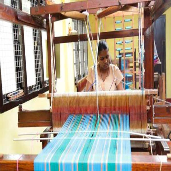 handlooms manifecture by village woman