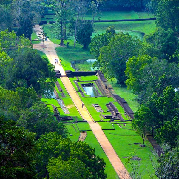 water garden sigiriya - places to visit sigiriya