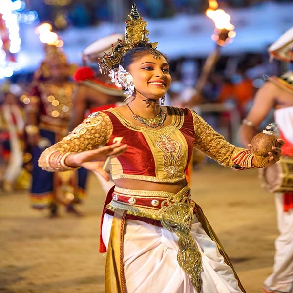 Women dancers' last day at the Katharagama procession